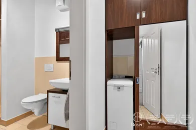 Na prenájom 2-izbový byt, 42 m², Bratislava-Petržalka, Šustekova