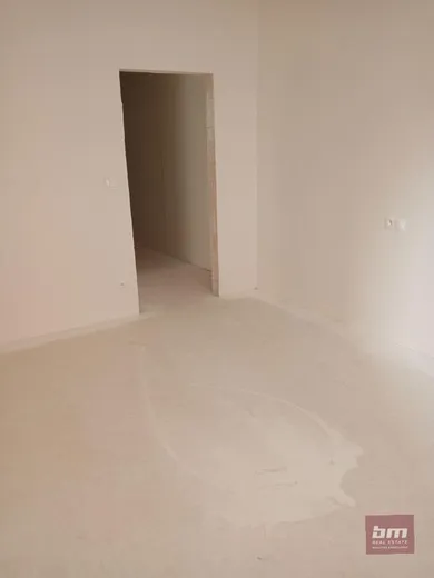 Na predaj 3-izbový byt, 73 m², Bratislava-Petržalka, Farského
