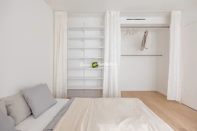 Na prenájom 2-izbový byt, 49 m², Bratislava-Staré Mesto, Floriánska