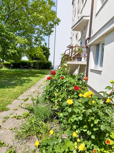 Na predaj 3-izbový byt, 64 m², Komárno