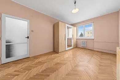 Na predaj 3-izbový byt, 64 m², Modra, Dukelská