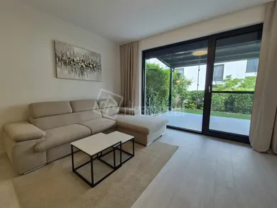 Na predaj 3-izbový byt, 74 m², Bratislava-Nové Mesto, Na varte