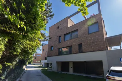 Na predaj dom v Bratislava-Nové Mesto · €649 990 · Novostavba
