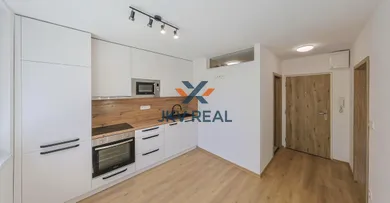 Byty na predaj 1-izbový, Bratislava-Ružinov · €173 500