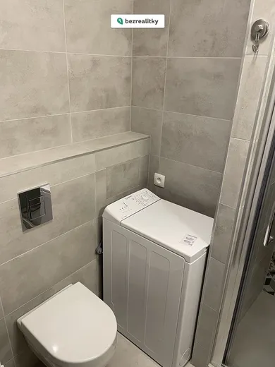 Na prenájom 1-izbový byt, 23 m², Bratislava-Ružinov