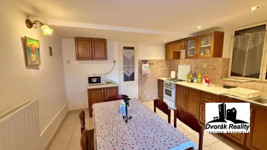 Na predaj 3-izbový dom, 86 m², Veľký Meder, Podzáhradná