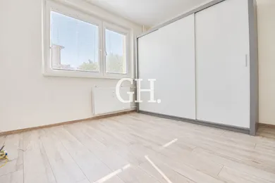Na predaj 3-izbový byt, 67 m², Revúca, Ivana Krasku