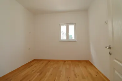 Na predaj 4-izbový byt, 114 m²