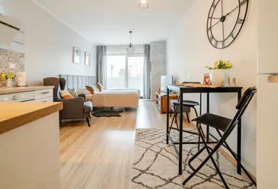 Byty na prenájom 1-izbový, Bratislava-Nové Mesto · €700