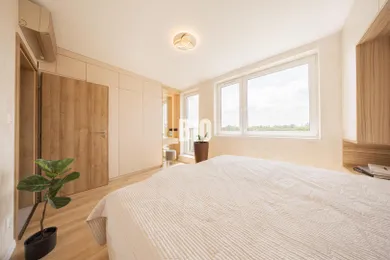 Na predaj 2-izbový byt, 59 m², Ivanka pri Dunaji, Bernolákovská