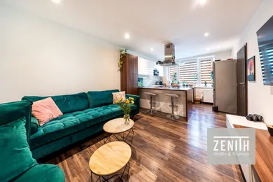 Квартири на продаж, 3-кімнатні, Zvolen · €175 000
