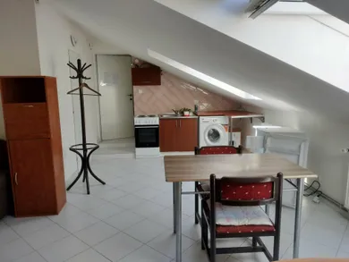 Mieszkania na wynajem, 1-pokojowe, Košice-Staré Mesto · €550