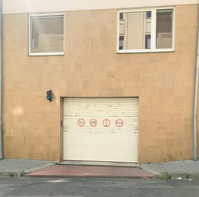 Eladó objektumok, Bratislava-Staré Mesto · €26 999