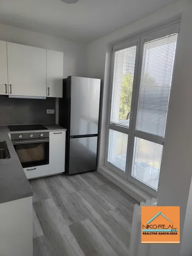 Na prenájom 3-izbový byt, 60 m², Bratislava-Ružinov, Muškátová