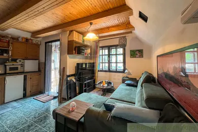 Na predaj rekreačný dom, 75 m², Bratislava-Devín