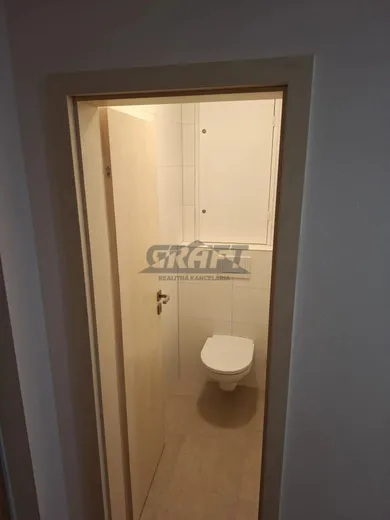 Na prenájom 1-izbový byt, Bratislava-Petržalka, Budatínska