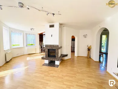 Na predaj 5-izbový dom, 175 m², Marianka, Bystricka