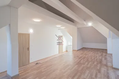 Na predaj 3-izbový byt, Borský Svätý Jur
