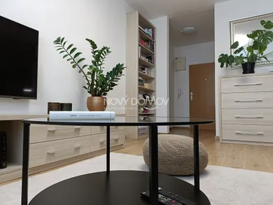 Na prenájom 2-izbový byt, 57 m², Galanta, Vodárenská