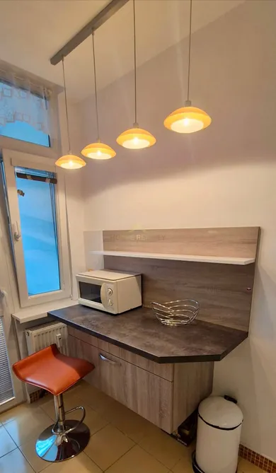 Na prenájom 3-izbový byt, 62 m², Bratislava-Petržalka, Osuského