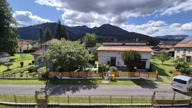 Na predaj 8-izbový dom, 270 m², Lazisko