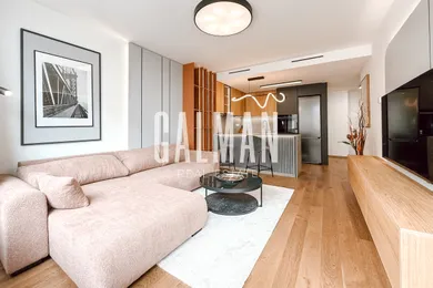 Mieszkania na wynajem, 2-pokojowe, Bratislava-Staré Mesto · €1500