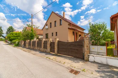 Domy na sprzedaż, 4-pokojowe, Prešov · €369 000