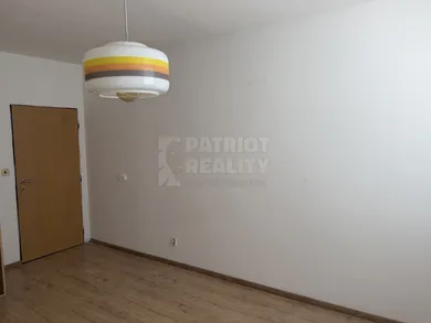 Na predaj 3-izbový byt, 81 m², Levice, Vajanského