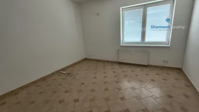 Na prenájom objekt, 17 m², Nitra
