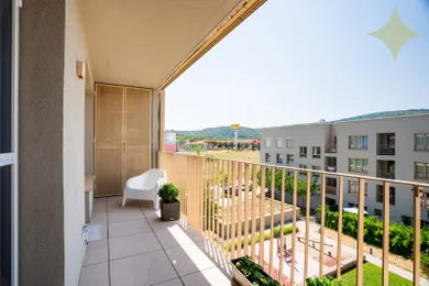 Na predaj 2-izbový byt, 48 m², Bratislava-Devínska Nová Ves