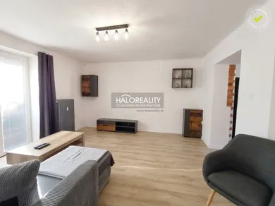 Na prenájom 2-izbový byt, 67 m², Prievidza