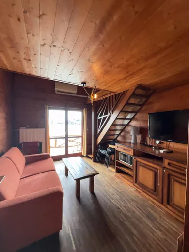Na prenájom 2-izbový rekreačný dom, 33 m², Senec, Slnečné jazerá