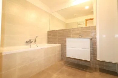 Na prenájom 3-izbový byt, 95 m², Bratislava-Staré Mesto, Žižkova