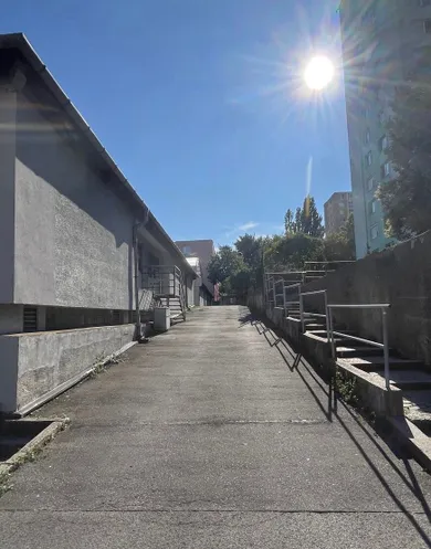 Na predaj objekt, 17 m², Bratislava-Karlova Ves, Púpavová