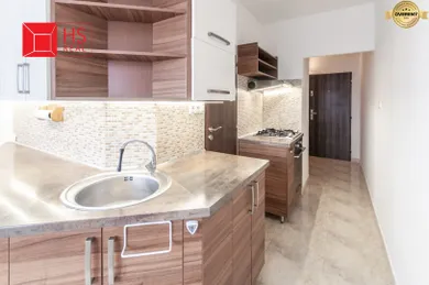 Na predaj 3-izbový byt, 71 m², Nové Zámky, Nábrežná