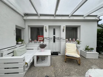 Na prenájom 1-izbový byt, 29 m², Modra, Štefánikova