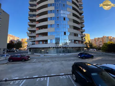 Na predaj objekt, 19 m², Bratislava-Karlova Ves, Majerníkova 1B