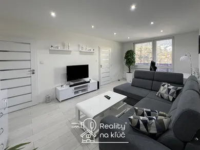 Na prenájom byt v Nové Zámky · €500 · Dokončené