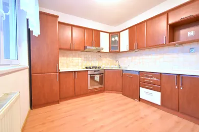 Na predaj 3-izbový byt, 80 m², Kežmarok, Karola Kuzmányho