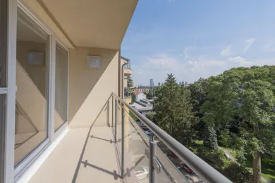 Na prenájom 5-izbový byt, 248 m², Bratislava-Staré Mesto, Leškova