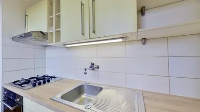 Na prenájom byt v Bratislava-Rača · €497 · Čiastočná rekonštrukcia