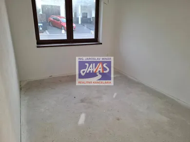 Na predaj 4-izbový dom, 234 m², Nitra, Kynecká