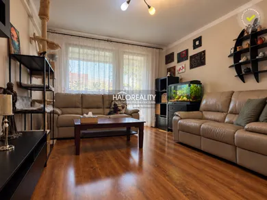 Na predaj 4-izbový byt, 75 m², Bratislava-Podunajské Biskupice