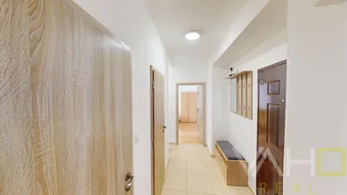 Na predaj 2-izbový byt, 55 m², Trnava, Špačinská cesta