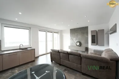 Na prenájom 3-izbový byt, 89 m², Bratislava-Ružinov, Bajkalská
