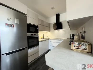 Na prenájom 2-izbový byt, 70 m², Žilina, Kuzmányho