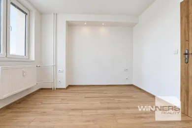 Na predaj 2-izbový byt, 41 m², Vrbové, 6.apríla