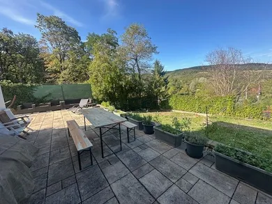 Na prenájom 5-izbový dom, 200 m², Bratislava-Nové Mesto, Pekná cesta