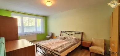 Na predaj 2-izbový byt, 65 m², Levice, Saratovská