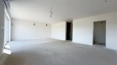 Na predaj dom, Veľký Cetín, Za Humnami